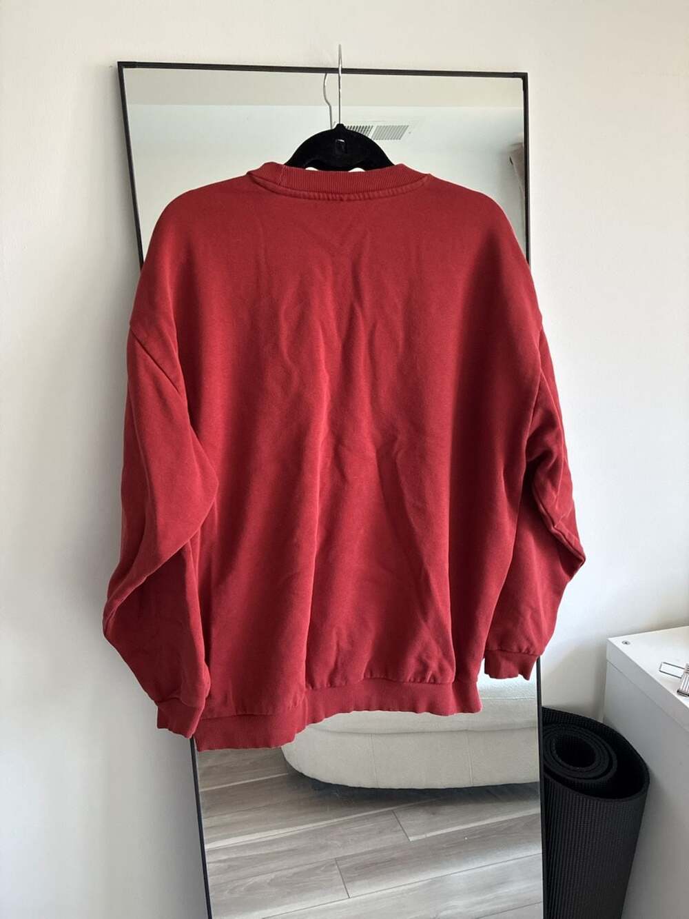 Gymshark Training Oversized Sweatshirt in Rosewood Red - Picture 2 of 4